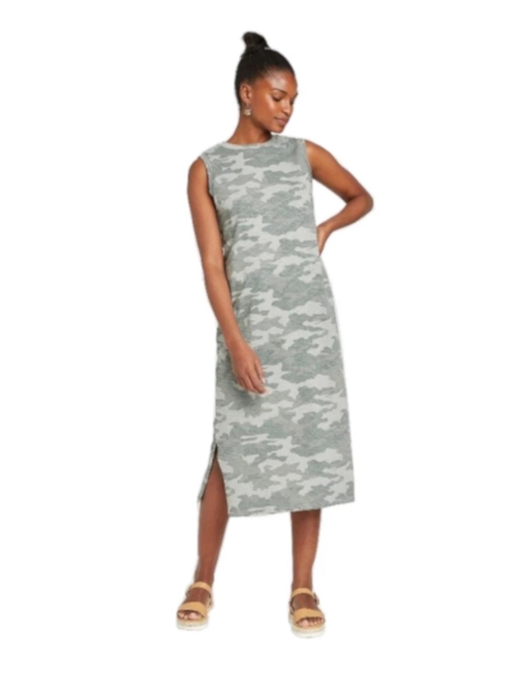 Universal Thread Gray Green Camo Sleeveless Midi Dress